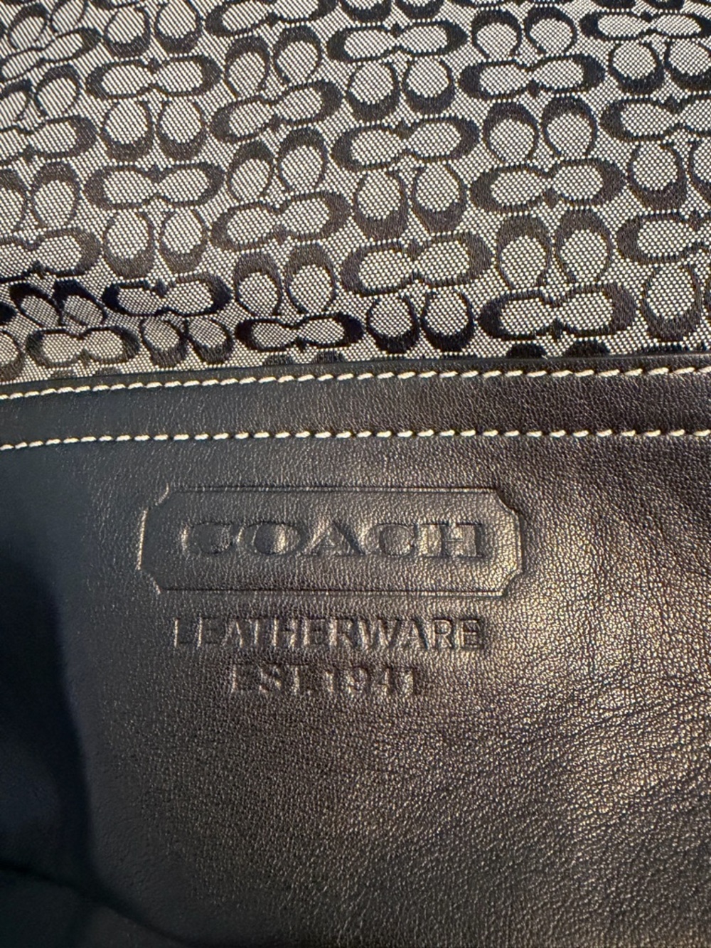 Coach  Signature Hobo - Picture 2 of 3